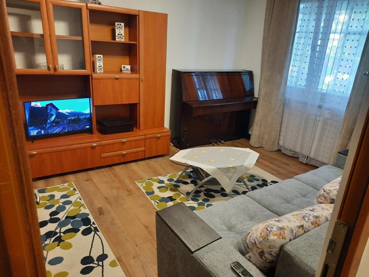 Apartament Zona Centrala Apartment Hunedoara Exterior foto